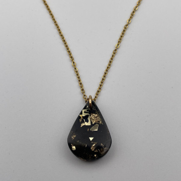 Collier goutte feuilles métallisées noires et dorées