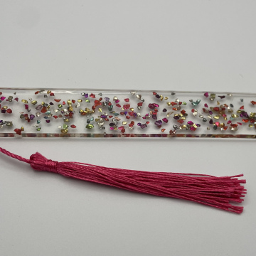 Marque-page avec pierres de verre multicolores