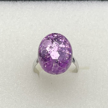 Bague petit ovale paillettes violettes